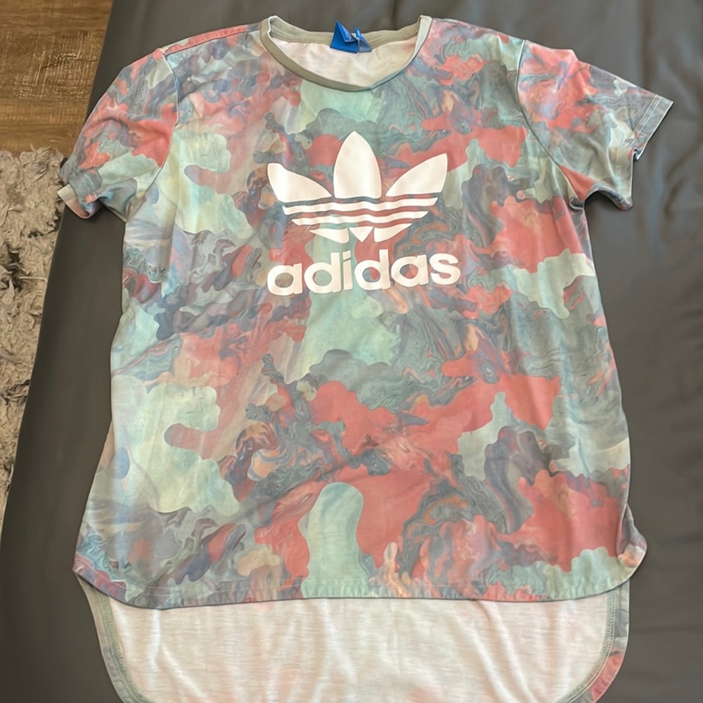 Adidas t shirt